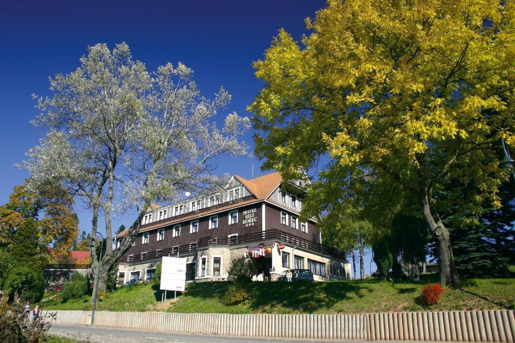 Spa Hotel Bily Horec Harrachov Kültér fotó