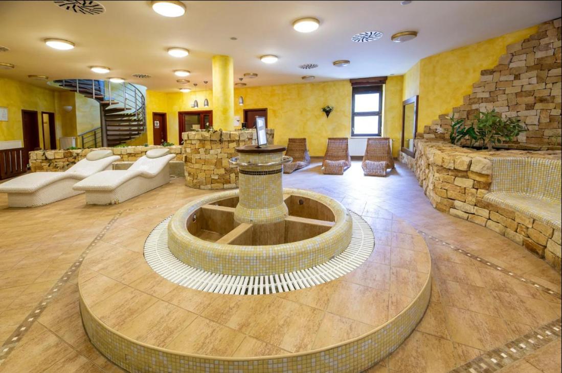 Spa Hotel Bily Horec Harrachov Kültér fotó