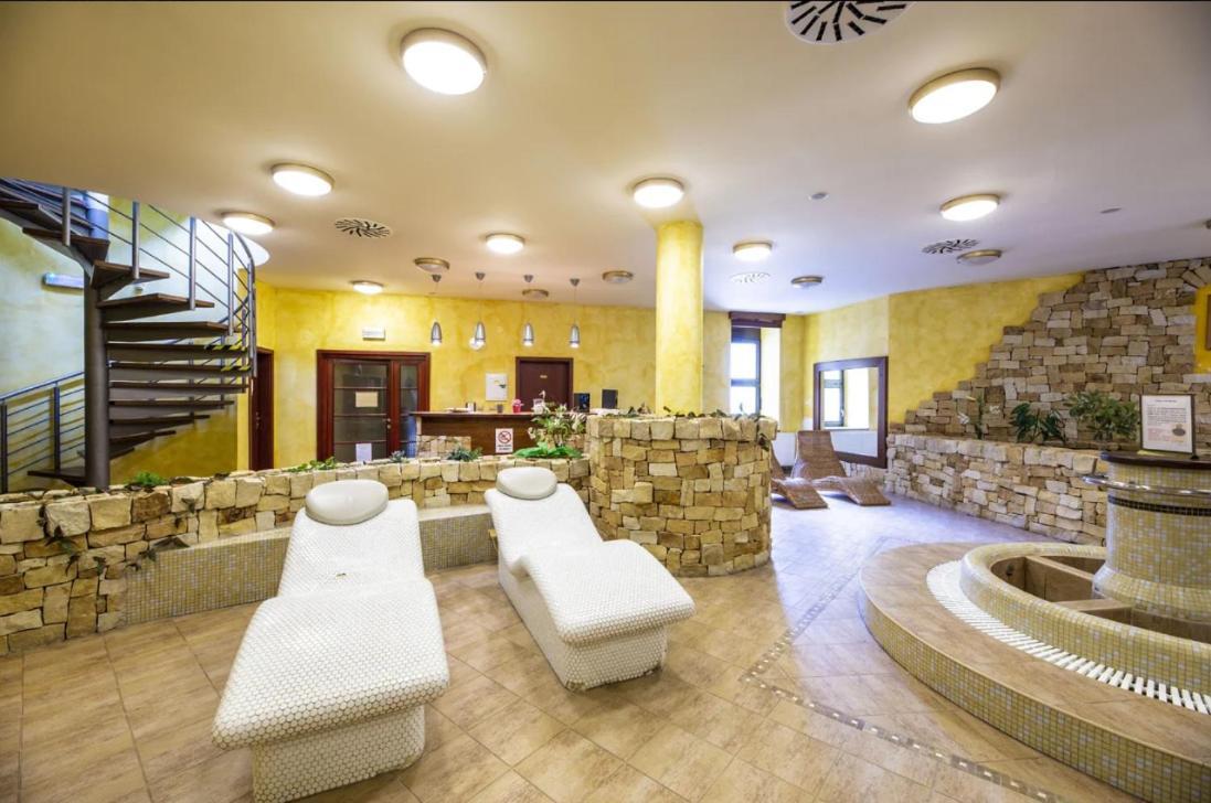 Spa Hotel Bily Horec Harrachov Kültér fotó
