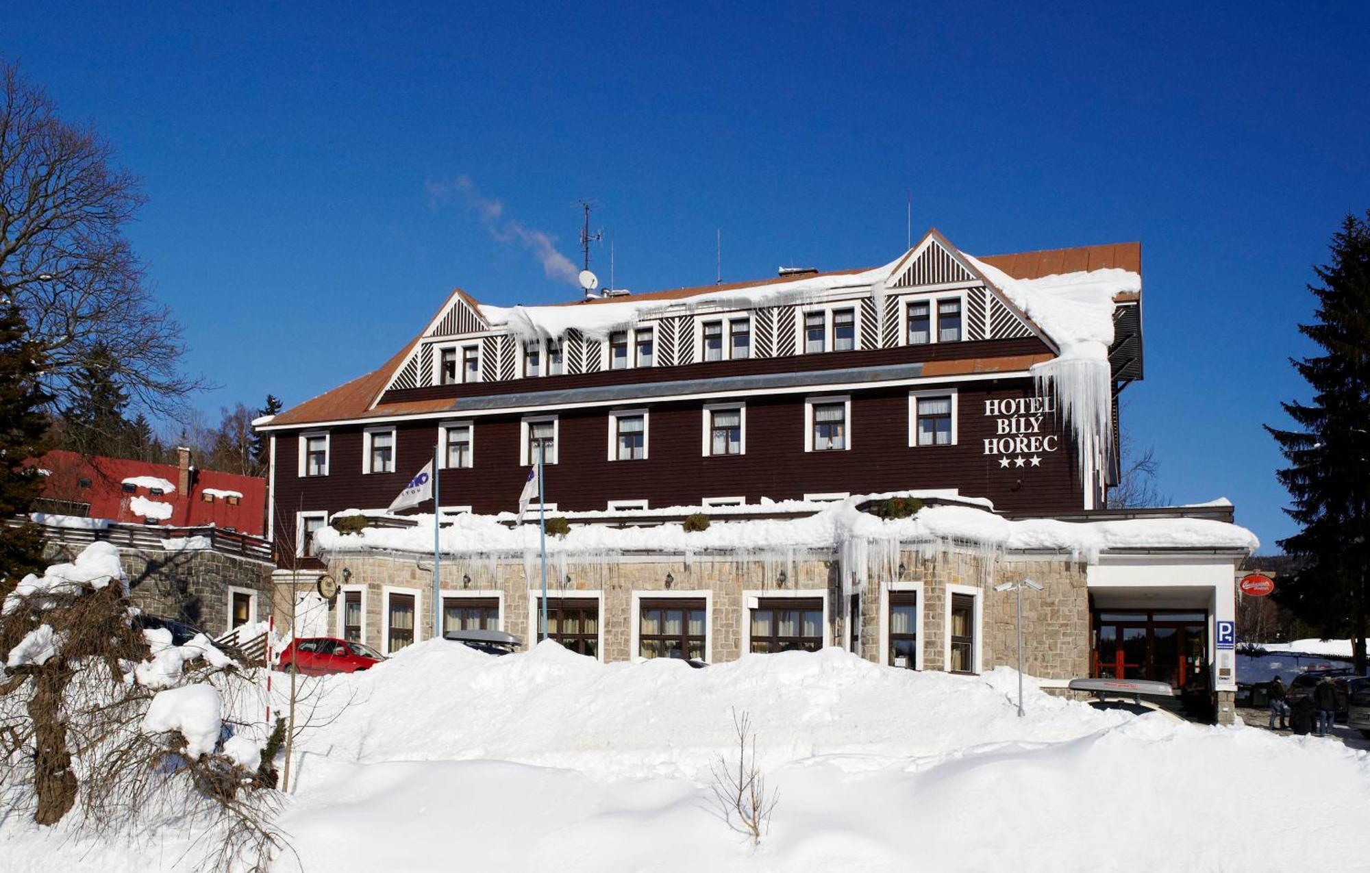 Spa Hotel Bily Horec Harrachov Kültér fotó
